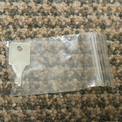 Ovation 9110 Molded  Deep Bowl Hardshell Case image 5