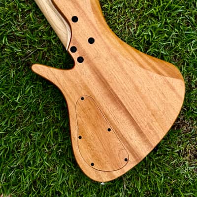 MGbass WaveBird 5 strings - Bartolini electronics image 4