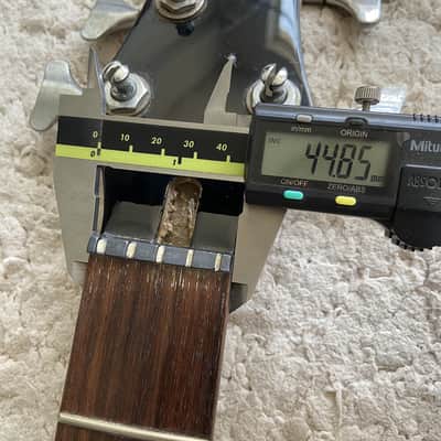 Dean 5 String Bass Maple Wood Neck, Rosewood Fingerboard, Silver Tuning Pegs image 14