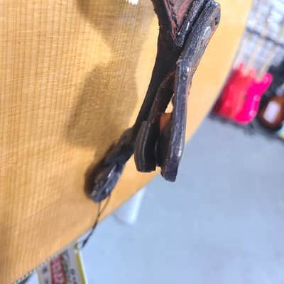 Bayou Outlaw™ Handcrafted Full-Grain Leather Guitar Strap with Genuine Louisiana Alligator image 4