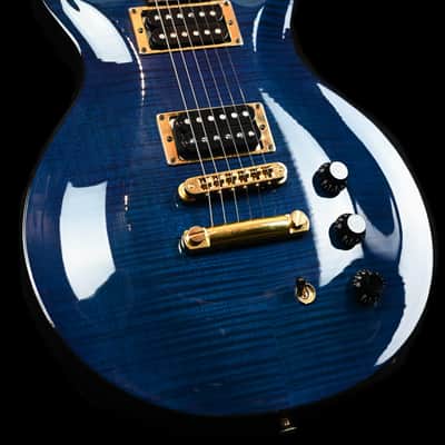 Hamer Studio Archtop Double Cut from 1993 in Translucent Blue with original Hardcase image 3