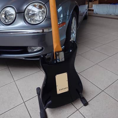 Fender JV Stratocaster 1982 - Black image 3