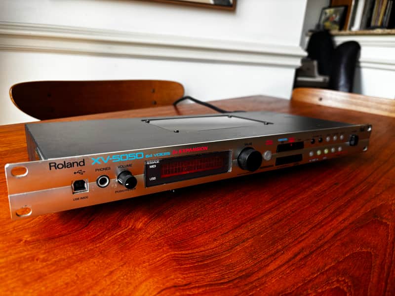 Roland XV-5050 64-Voice Digital Synthesizer Module