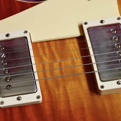 Gibson Custom Shop Murphy Lab 1959 Les Paul Reissue Ultra Light Aged Factory Burst image 11