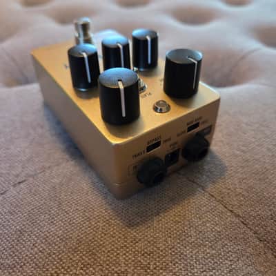 Universal Audio Heavenly Plate Reverb 2023 - Present - Gold image 4