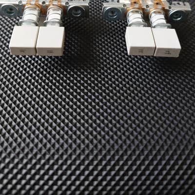 Neve 32430  Pair  button switch -WITH CAPS- lf ,lr,rf,rr - for Neve 8058, 8068,  8088Neve 32430 Isostat push button with caps for Neve 8058, 8068, and 8088  e image 1