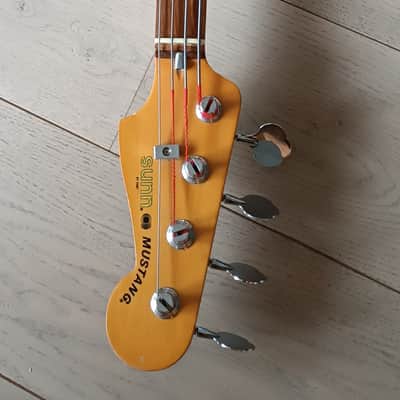 Sunn Fender Mustang Bass 1980s - Red image 10