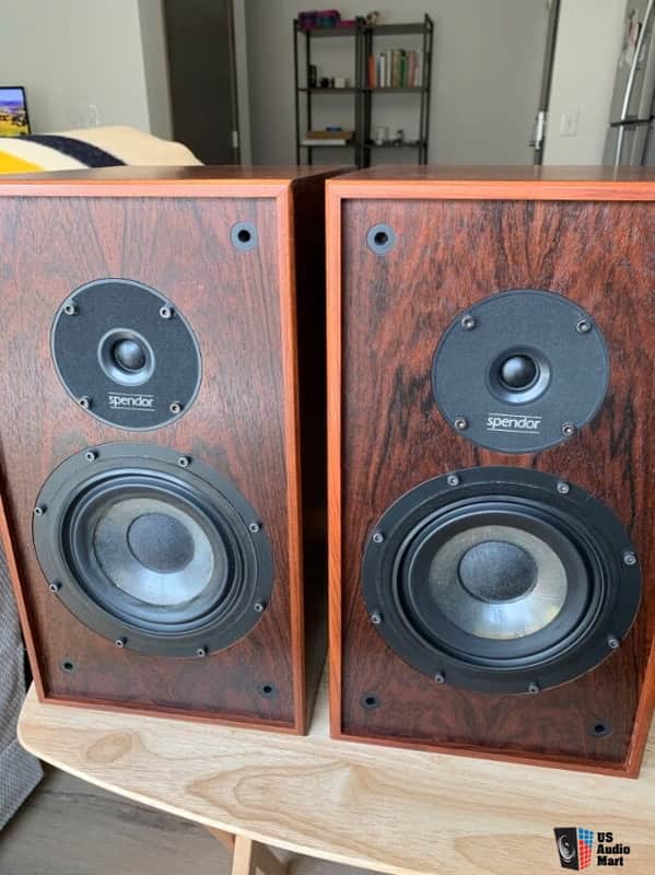 Spendor SP3/1 Rare Vintage Rosewood Bi-wire Sealed Cab Speakers