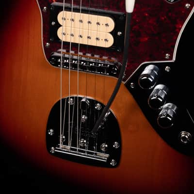 Used Fender 2025 Kurt Cobain Jaguar 3-Color Sunburst with OHSC image 4