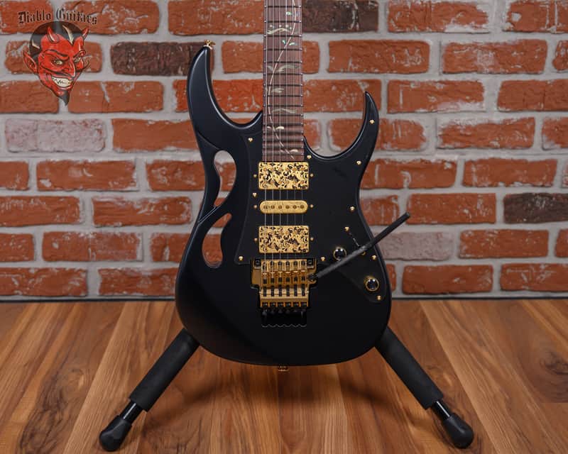 NEW Ibanez Steve Vai at Lowest Price!