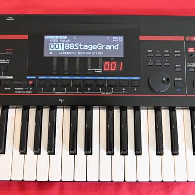 Roland Juno Stage 76-Key 128-Voice Expandable Synthesizer 2008 - Black image 4