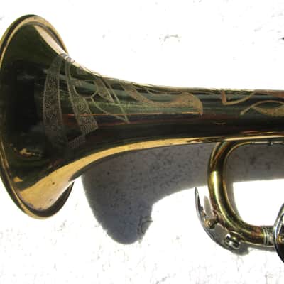 Conn NY Symphony Special Trumpet, 1936, Highly Engraved, Original Finish & Case image 9