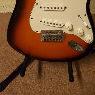 Fender Stratocaster Sunburst 1992 MIM Made in Mexico image 2