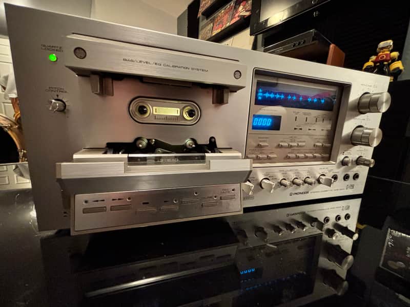 Pioneer CT-F1250 4-Track Stereo Cassette Tape Deck 1979 - 1981 - Silver image 1