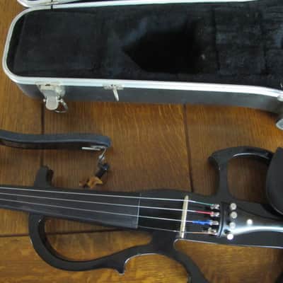 Cecilio HVPV 30 Recent Left Handed - Black image 1