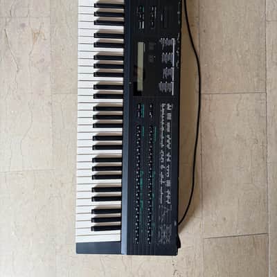 Yamaha DX7IID 16-Voice Synthesizer 1986 - 1989 - Black
