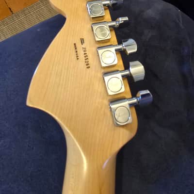 Fender STRATOCASTER AMERICAN SPECIAL CANDY APPLE RED made in USA image 8