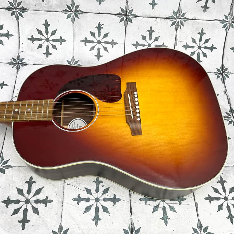 Gibson J-45 Studio Rosewood • Gloss Rosewood Burst • 2025 • 4.7 lb