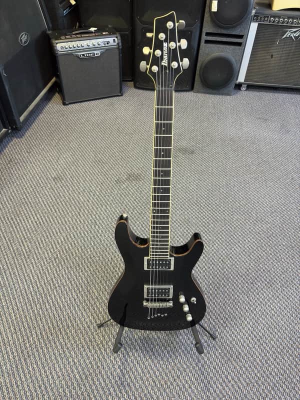 Ibanez SZ320-BK Standard 2003 - 2006 - Black image 1