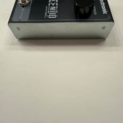 TC Electronic Crescendo Auto Swell Volume True Bypass Guitar Effect Pedal image 4