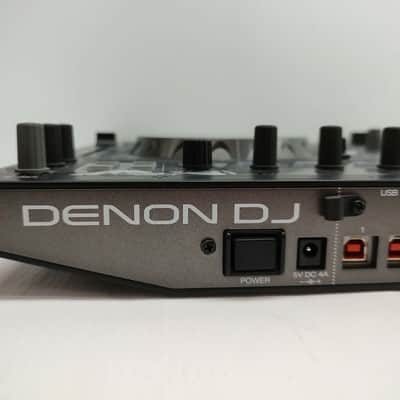 Denon MC-7000 4-Channel DJ Controller with Duo USB Interfaces 2020's - Black image 7