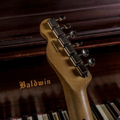 Fender American Performer Telecaster with Rosewood Fretboard 2018 - Present - Honeyburst image 12