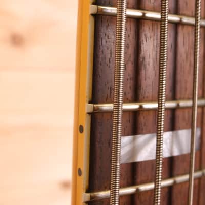 Fender Custom Shop 1972 Jazz Bass Relic - Rosewood Fingerboard, 3-Tone Sunburst image 12