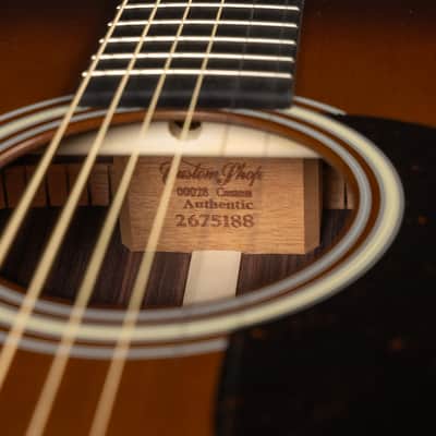 2022 Martin Custom Shop Expert 000-28 Authentic 1937 - Ambertone | USA Vollmassive Vintage Reissue Westerngitarre Adirondack Fichte | CoA OHSC Bild 18