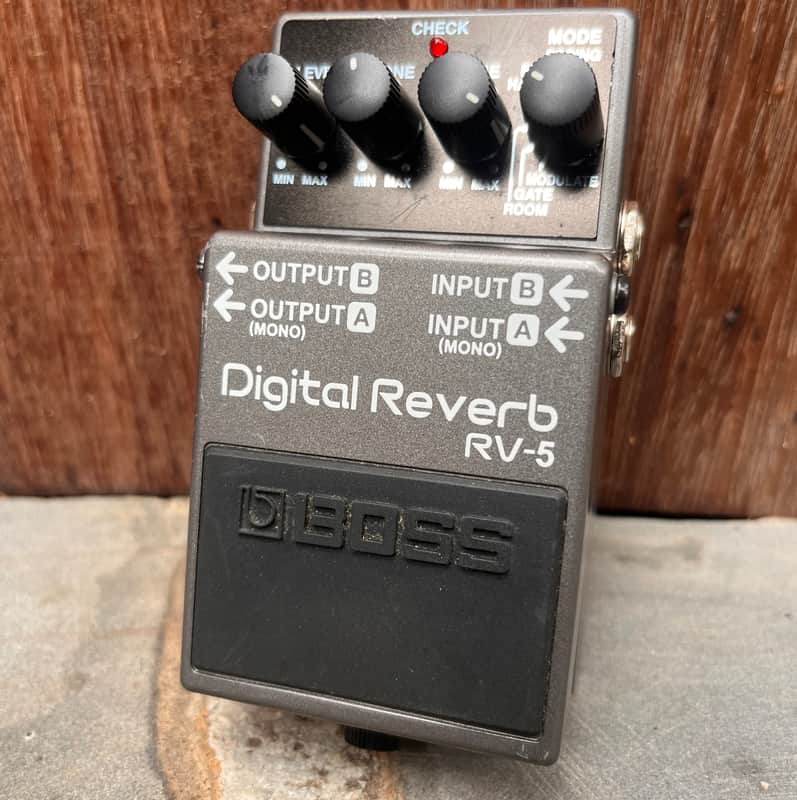 ギター BOSS RV-5 Digital Reverb Amazon | BOSS ボス デジタル・リバーブ Digital Reverb RV-5(T