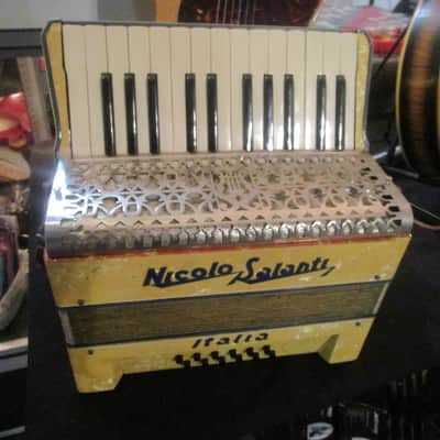 Nicolo Salanti Accordion 12 Bass 1930's RARE  Clean image 1