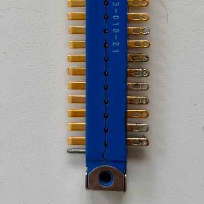 Neve 1073 Amphenol 18 Pin Connector Male (single piece) - 1073 1066 1084 1272 pn:133-018-21 image 1