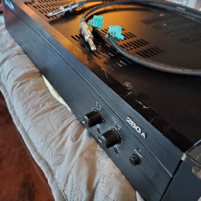 Crown 280A Commercial Power Amplifier 2000s - Black image 12