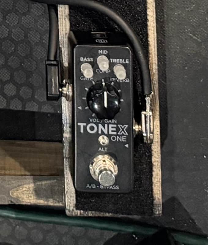 IK Multimedia ToneX One