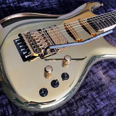 Ibanez JS2-GD Joe Satriani Signature - Gold Boy image 13