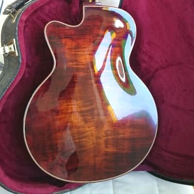 Archtop Short Scale image 2