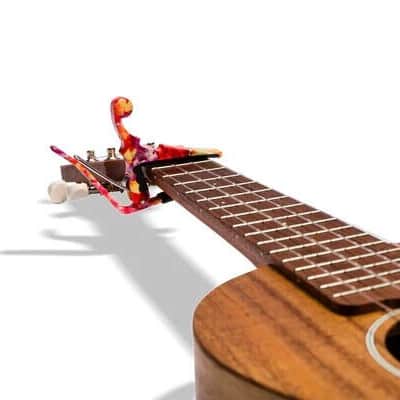 Kyser Quick Change Ukulele Capo, Hawaiian Lei Design - KULEA image 4