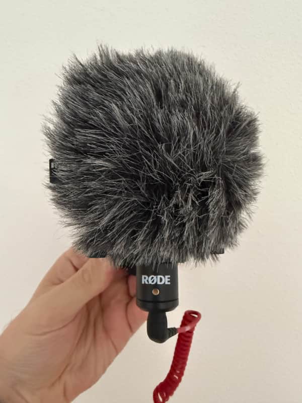 Immagine RØDE VideoMicro Camera Mic with Rycote Mount, Cable & Windshield - 1