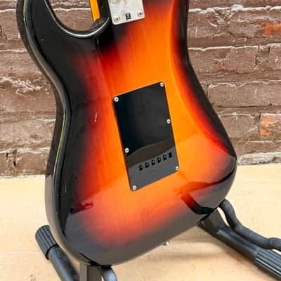 Squier Stratocaster - Tobacco Burst - SN - CGS1406619 image 12