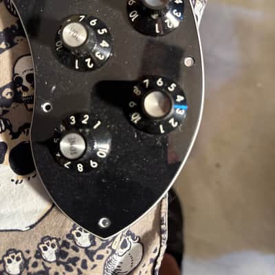 Fender Loaded Tele Pickguard Wide Range 2023 - Black B-W-B image 4
