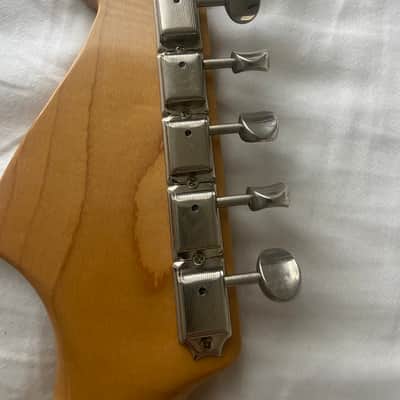 1980s Fender Jazzmaster MIJ FujiGen E-Series (1984–1987) – Sunburst – with hard case image 6