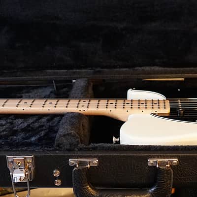 G&L ASAT American Fullerton Classic Standard White w/Maple Fretboard & Case CLF USA image 2