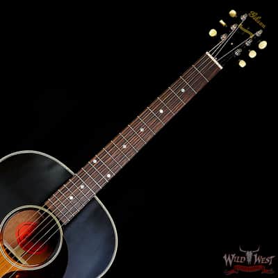 Gibson Custom Shop 1942 Banner J-45 Vintage Sunburst 4.00 LBS image 4