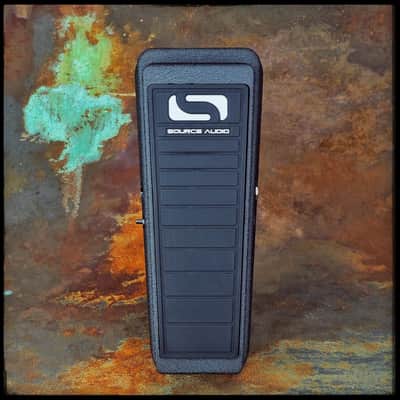 ギター Source Audio SA161 Dual Expression Pedal Source Audio Dual Expression Pedal Reviews | Sweetwater