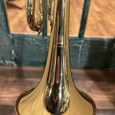 Yamaha Trumpet Ytr 2330 w/  Yamaha Soft Case & Yamaha 11b4 Mouth Piece image 11