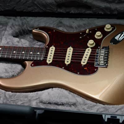 Fender AMERICAN PROFESSIONAL II STRATOCASTER Dealer Exclusive 2021 - Firemist Gold image 7