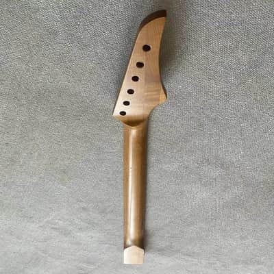 Red Left Handed Guitar Maple Wood Neck, 24 Frets Fingerboard image 4