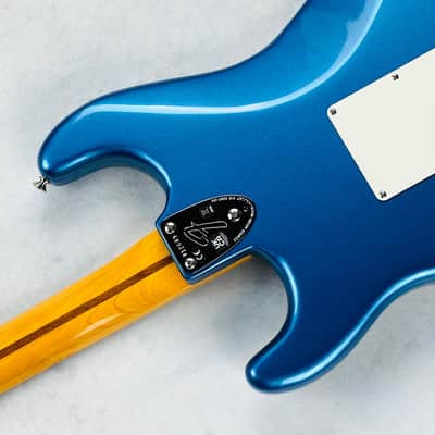 Fender American Vintage II 1973 Stratocaster Maple Fingerboard 2023 - Lake Placid Blue image 13