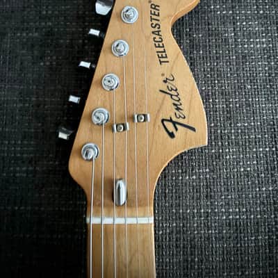 Fender Deluxe Vintera Road Worn Nitro finish  2020 - Nitro image 12