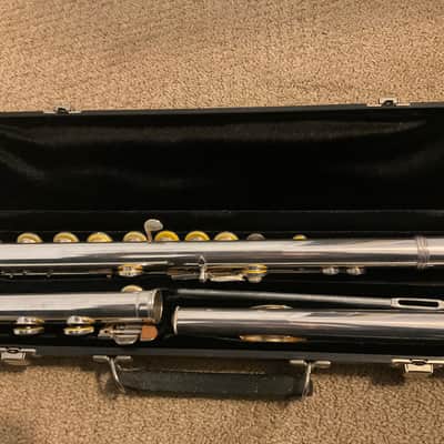 Gemeinhardt Open Hole 3B - Silverplated Flute All New Pads, Case image 6