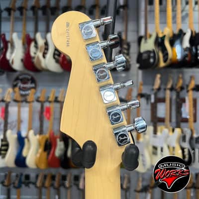 Fender   American Stratocaster Black 2004 image 6